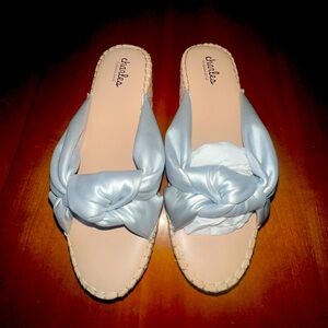 Women size 9.5 medium Charles by Charles David scoop silver metallic smooth